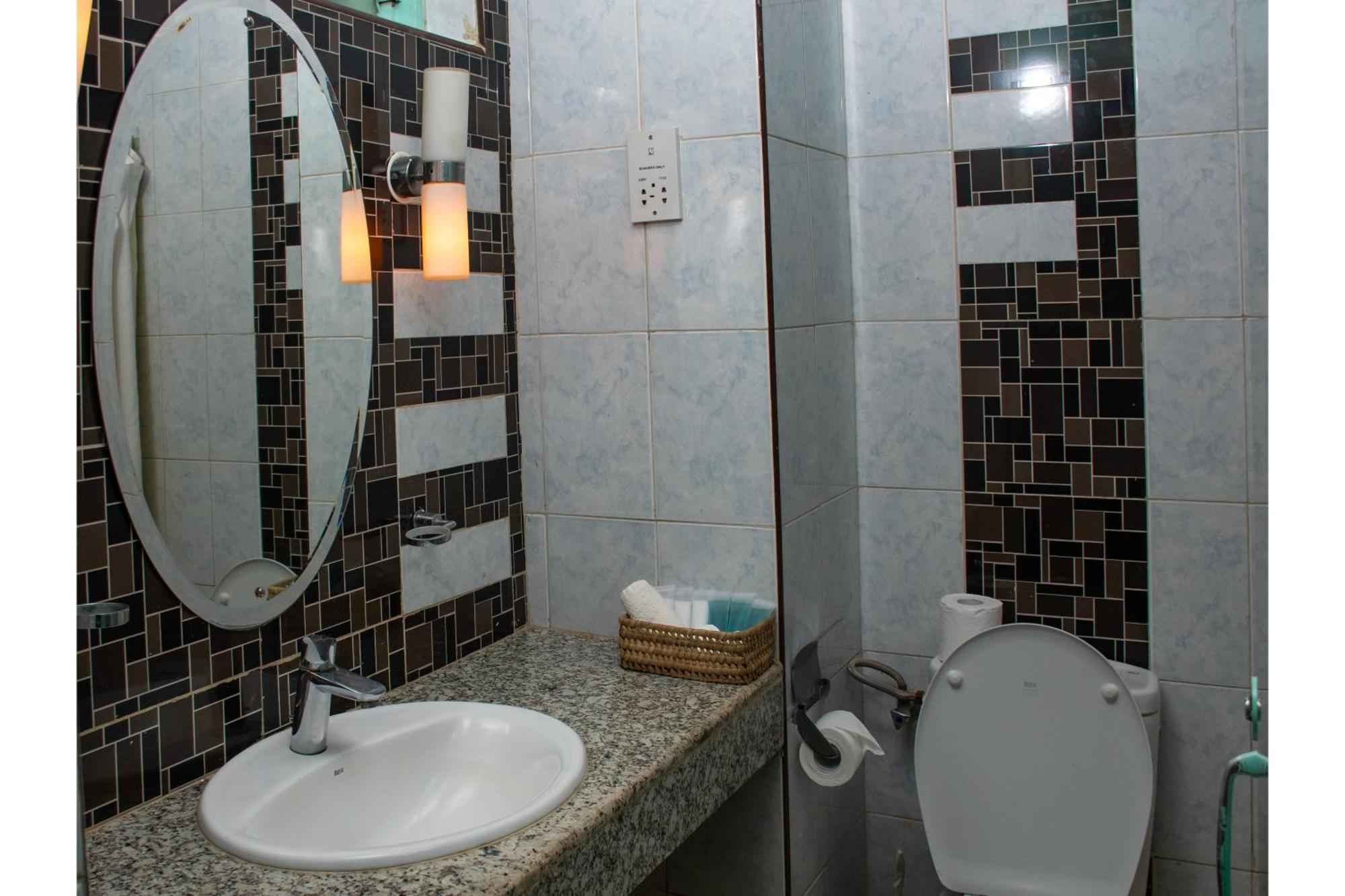 Ithumba Ngulia Safari Lodge מראה חיצוני תמונה