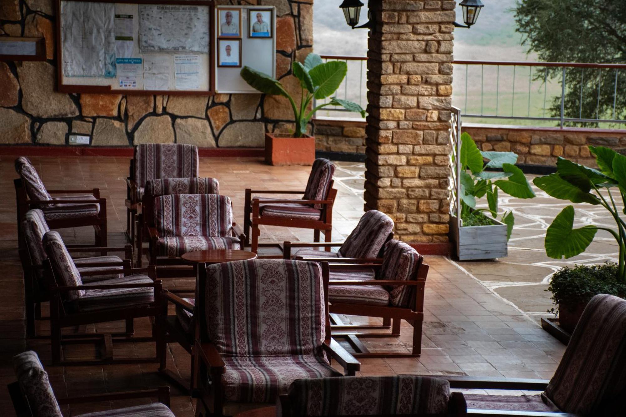 Ithumba Ngulia Safari Lodge מראה חיצוני תמונה