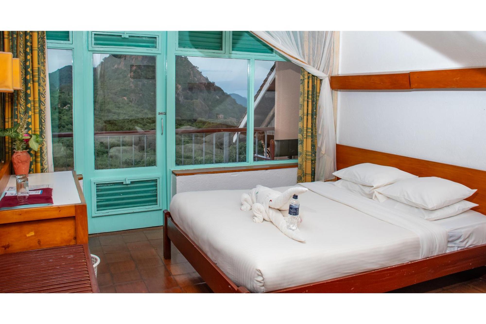Ithumba Ngulia Safari Lodge מראה חיצוני תמונה