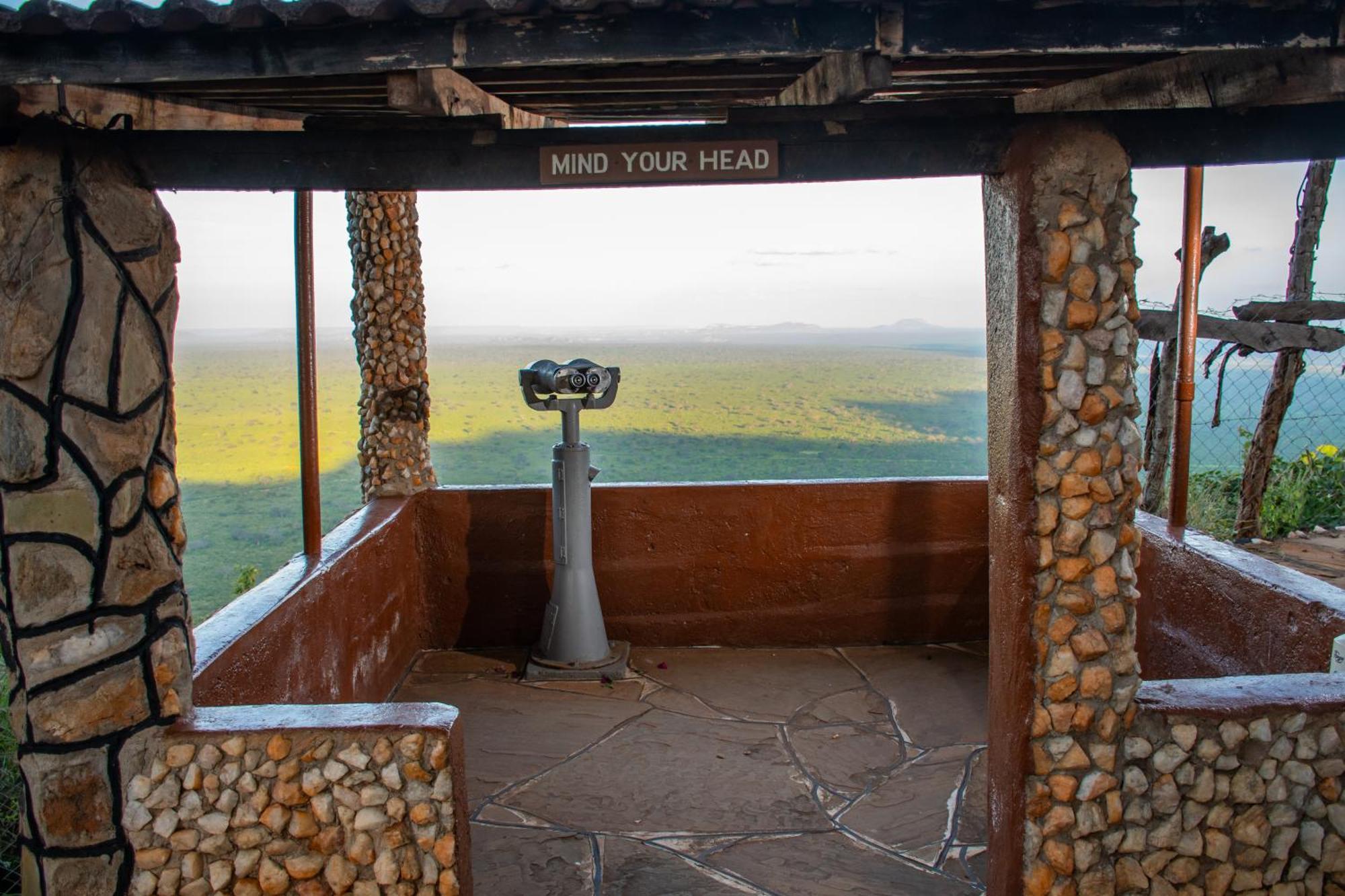 Ithumba Ngulia Safari Lodge מראה חיצוני תמונה